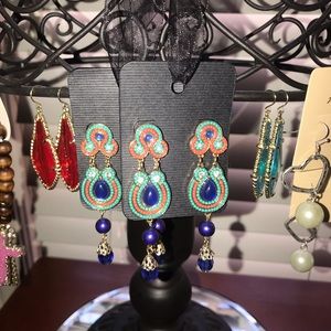 NWTR: Bohemian Stone Earrings ✨